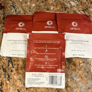 Four packets of golden butterscotch Blondie mix